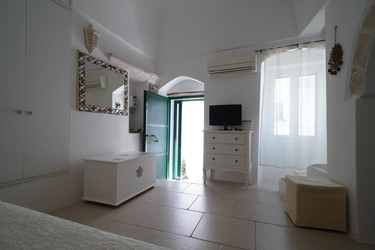 Casa Tea - Nel Cuore Della Citta' Bianca Ostuni Exterior foto