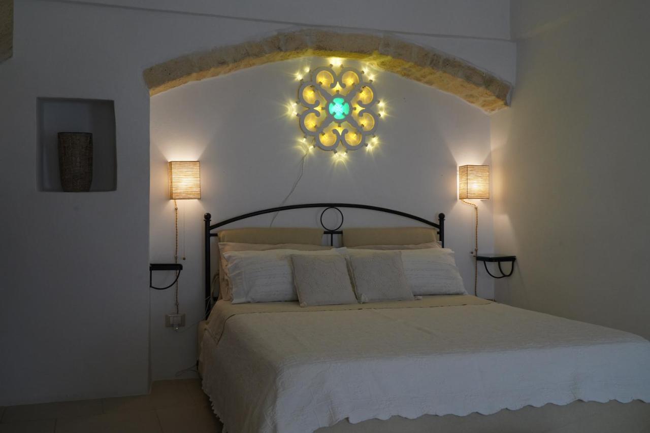 Casa Tea - Nel Cuore Della Citta' Bianca Ostuni Exterior foto