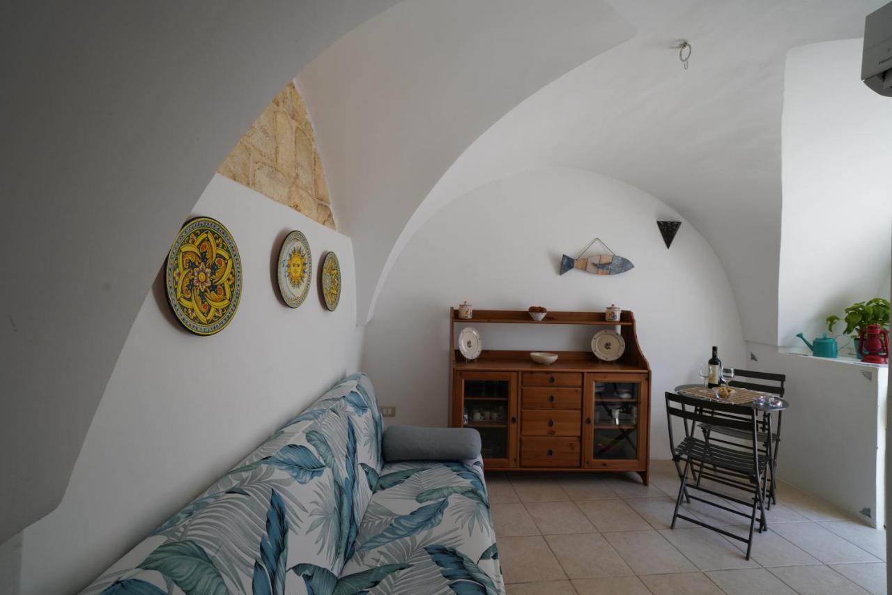Casa Tea - Nel Cuore Della Citta' Bianca Ostuni Exterior foto